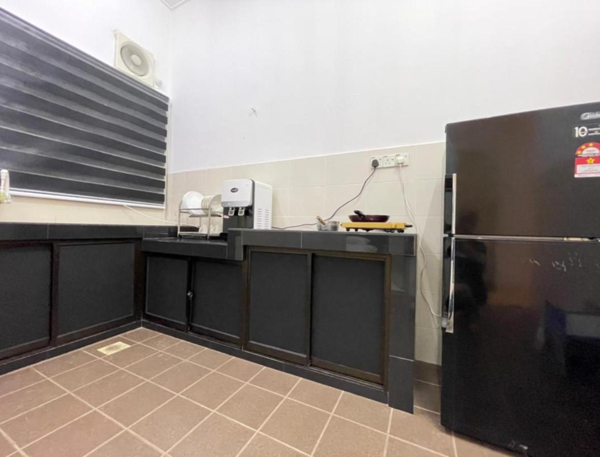 Demuji 4br 10pax 3min To Ecm Kcm, Ps4 *